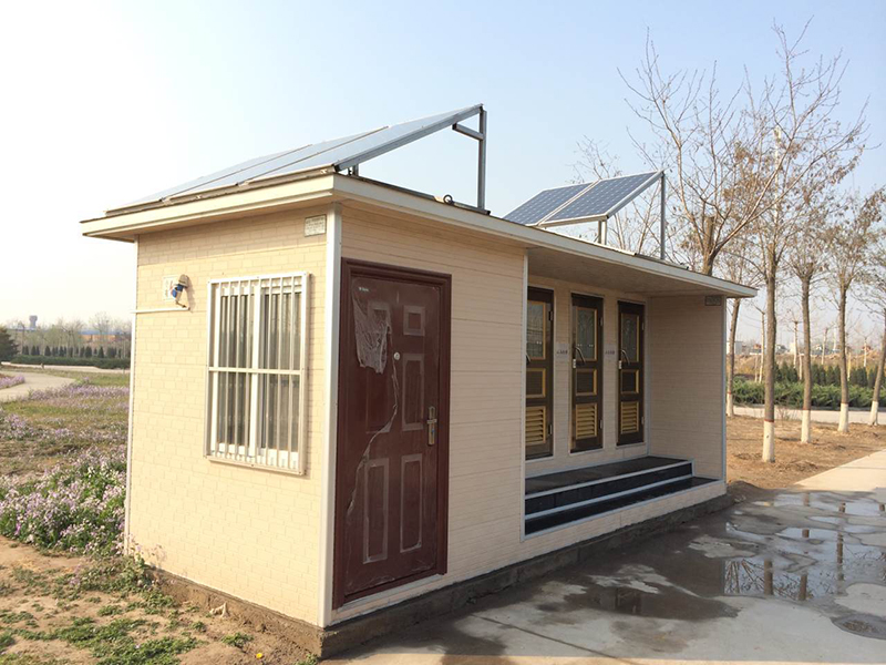太陽(yáng)能廁所